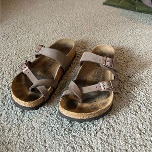 Mocca Mayari Birkenstocks